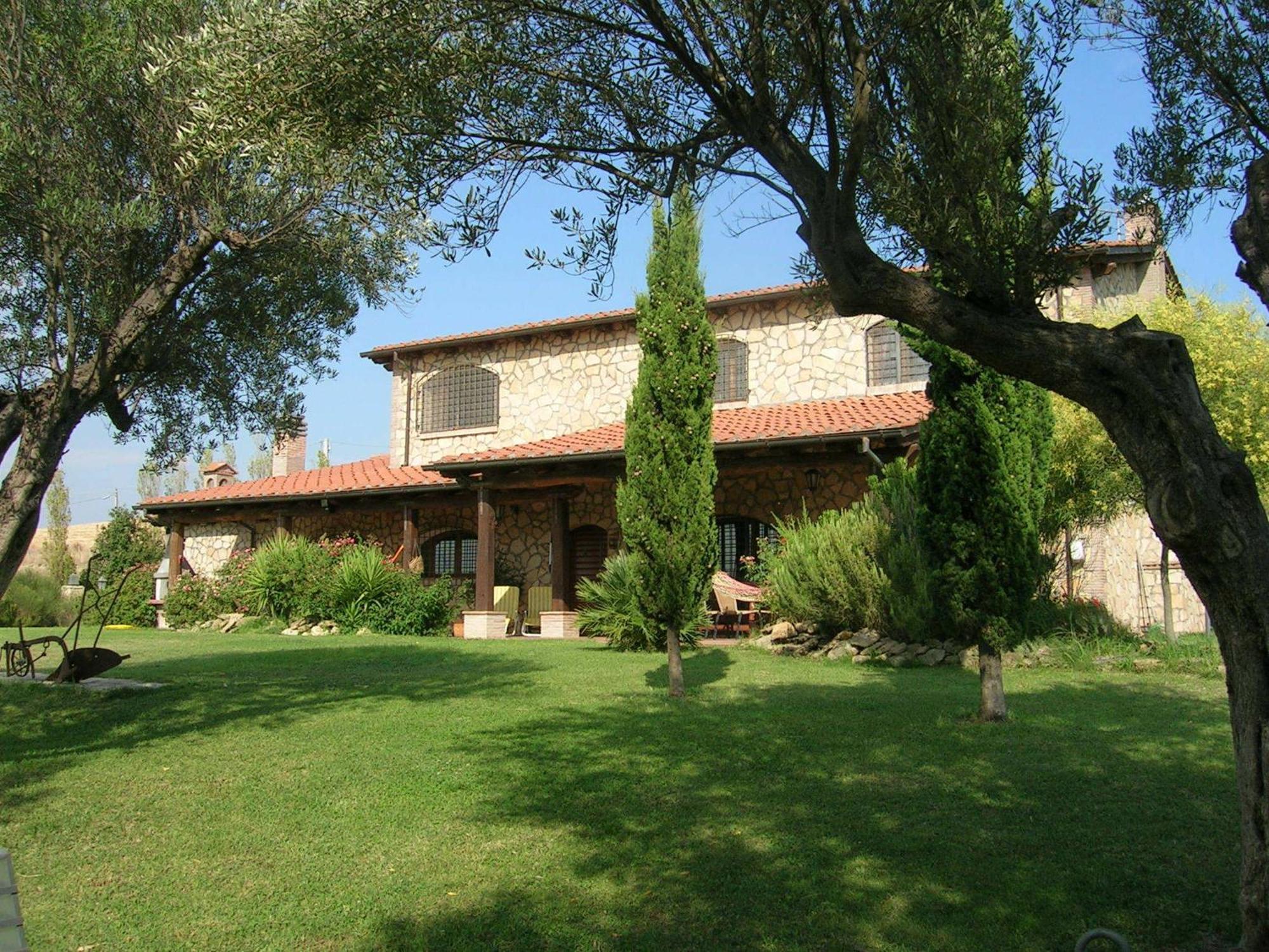 Casale Farnesiana B&B Tarquinia Exterior foto